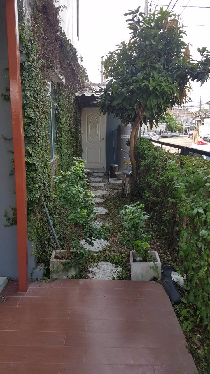 ขายทาวน์เฮ้าส์-พฤกษาวิลล์51-ซอย-เพิ่มสิน29-หลังมุมนอก