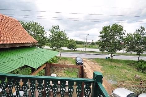 ขายที่ดินสวยพร้อมบ้านไม้-สี่แยกวรเชต-จอยุธยา