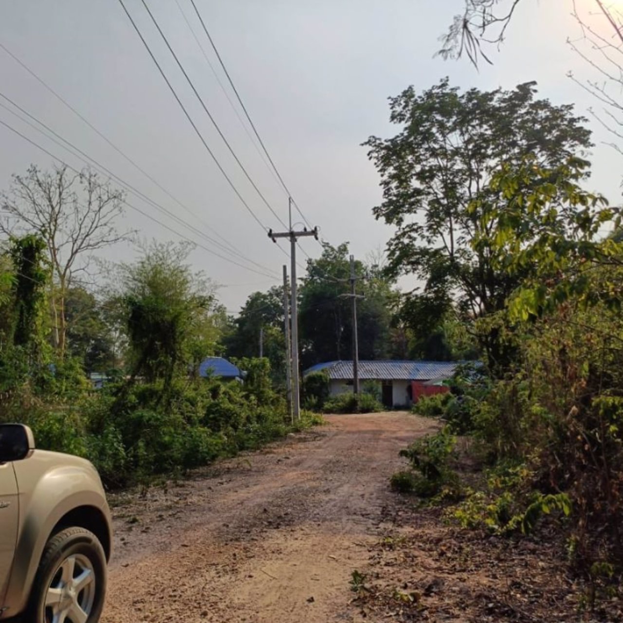 ขายที่ดิน-หลังร้านอาหารริมบึงโง้ง-2ไร่