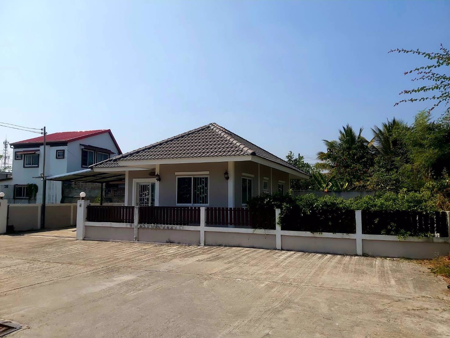 ขาย-บ้านเดี่ยวราคา-229-ล้าน-มีคนเช่าเดือน5000บาท-พร้อมเข้าอยู่-พื้นที่กว้างขวาง