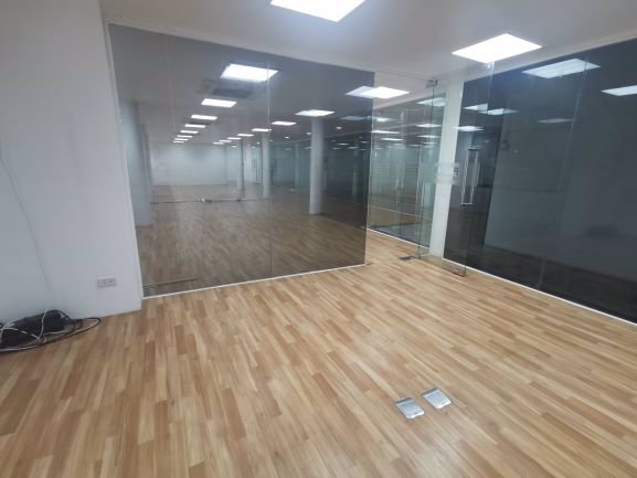 ออฟฟิศให้เช่า-สำนักงานให้เช่า-ขนาดใหญ่-840-ตรม-ติดถนน-ศรีนครินทร์-บางนา-มีที่จอดรถ-ติดสถานีรถไฟฟ้า