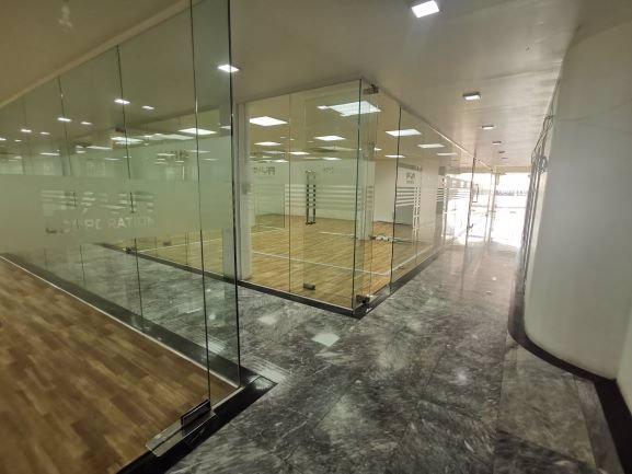 ออฟฟิศให้เช่า-สำนักงานให้เช่า-ขนาดใหญ่-840-ตรม-ติดถนน-ศรีนครินทร์-บางนา-มีที่จอดรถ-ติดสถานีรถไฟฟ้า