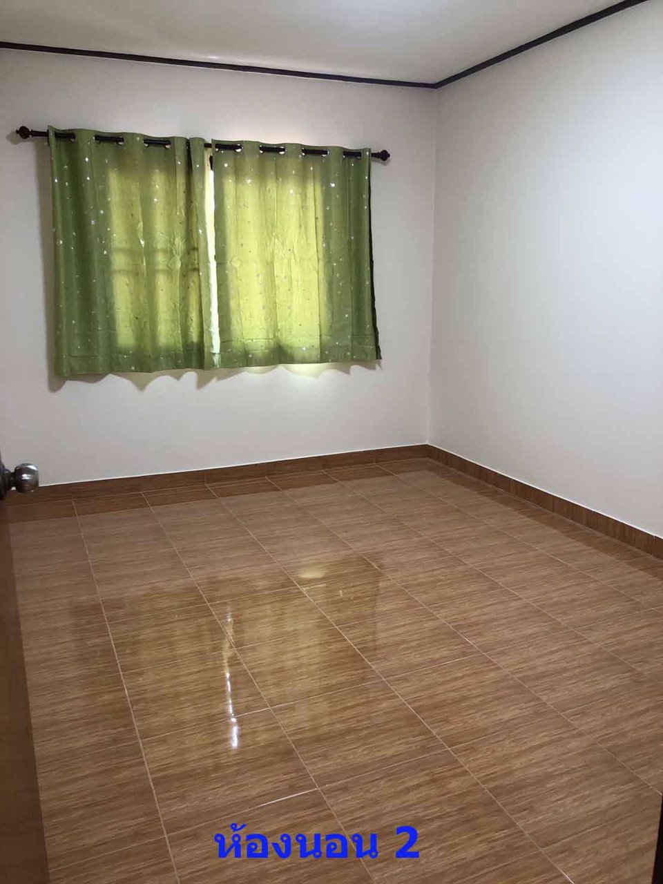 ให้เช่าทาวเฮ้าส์2ชั้นหมู่บ้านศรีราชาปาร์ค-เก้ากิโลซอย16หลังตลาดวรกิจ-ในเมืองศรีราชา-จชลบุรี-5500บ