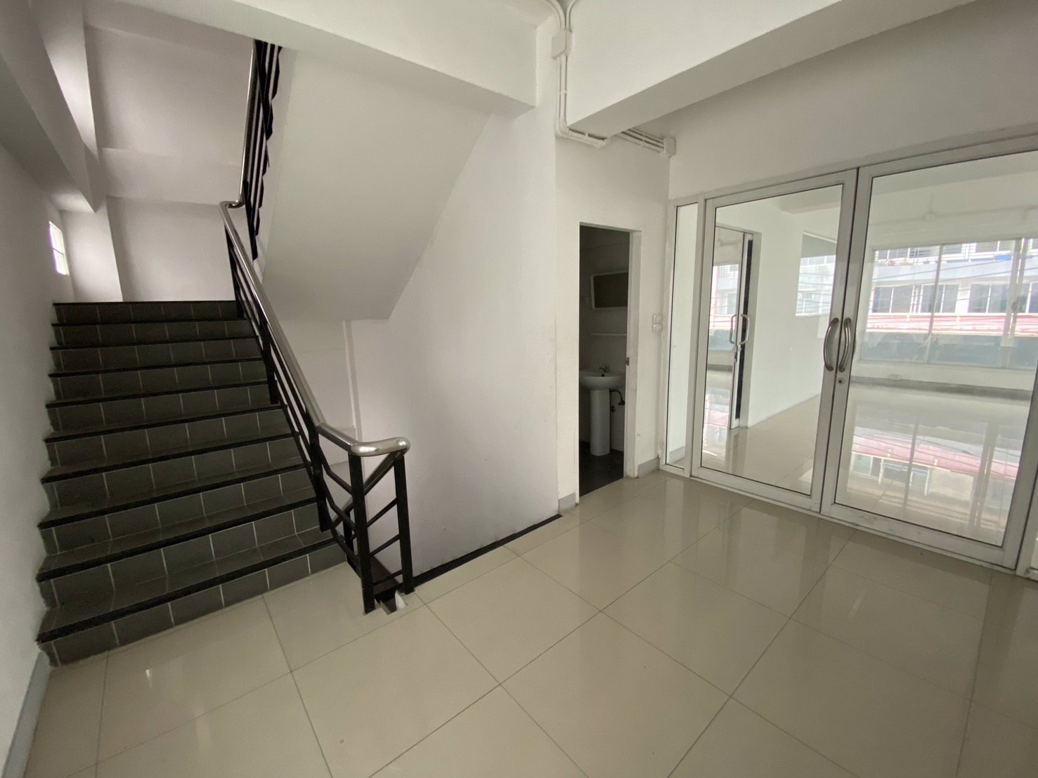 ขาย-ให้เช่า-อาคารพาณิชย์-4ชั้น-โครงการสำเพ็ง2-ติดถนนสาทร-กัลปพฤกษ์-กาญจนาภิเษก