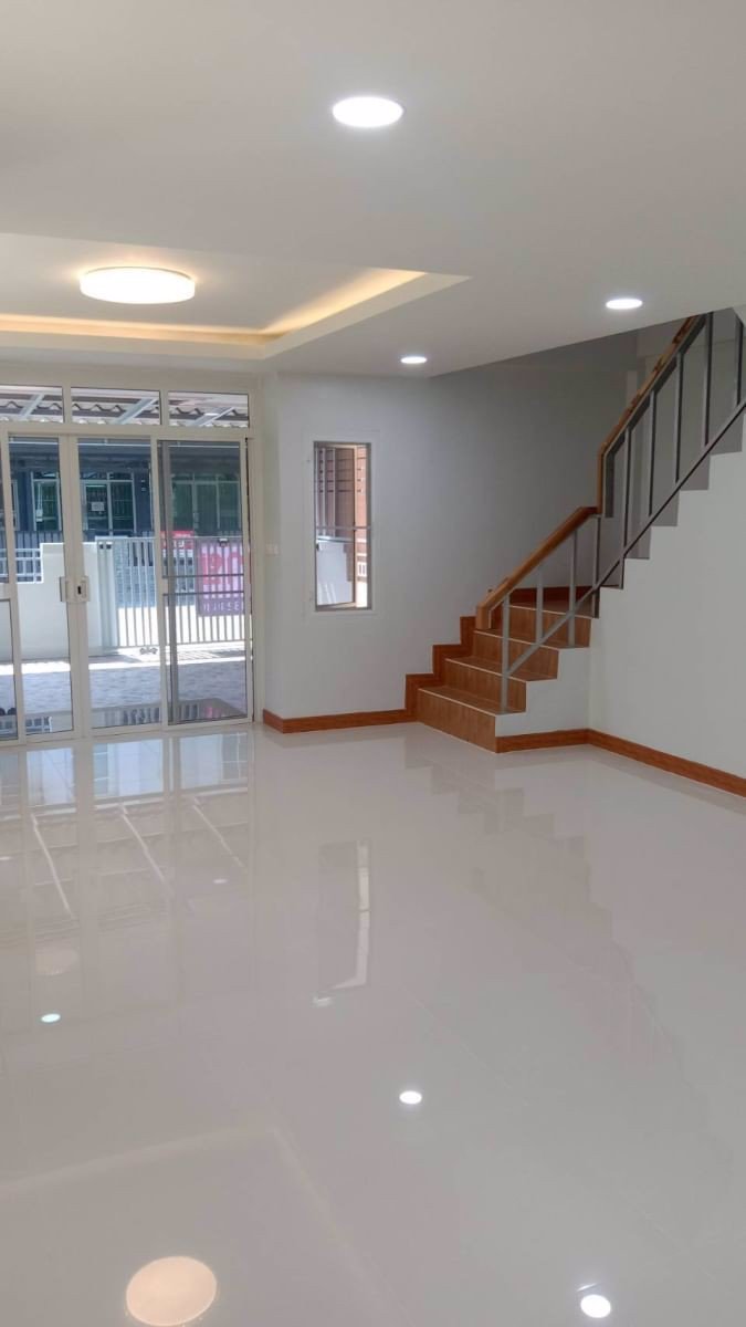 ขายบ้านรีโนเวทใหม่ในโครงการพฤกษาพรรณ-1-นครปฐม-