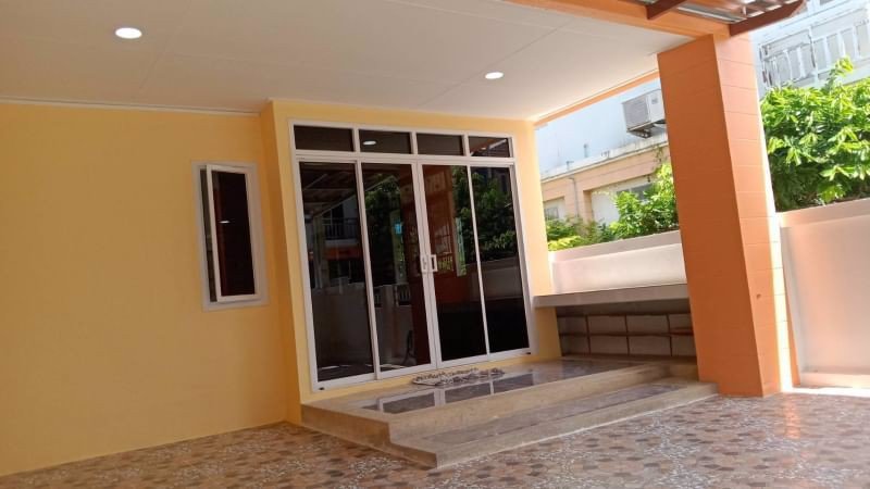 ขายบ้านรีโนเวทใหม่ในโครงการพฤกษาพรรณ-1-นครปฐม-