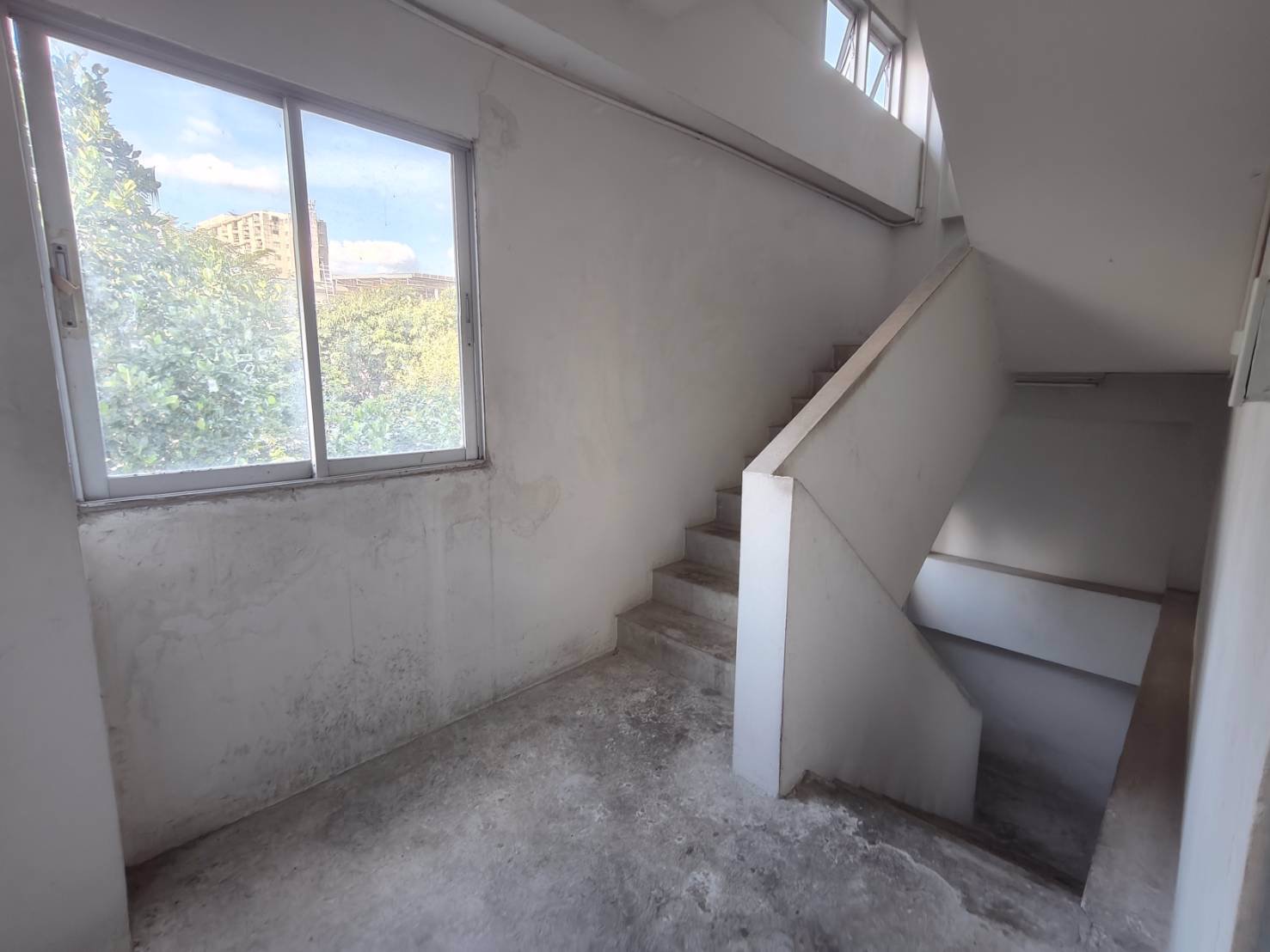 ขาย-บ้านเดี่ยว-4-ชั้น-เพชรเกษม-73-แยก-4-เหมาะทำบริษัท-โกดังสินค้า-และเจ้าของพักอาศัย-all-in-one