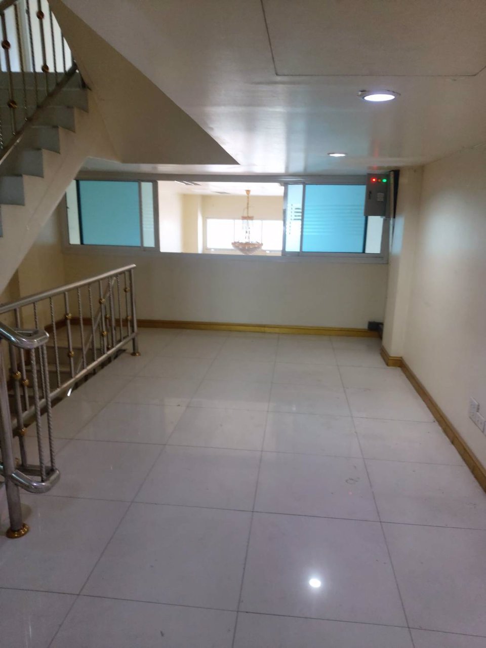 ขายอาคารพาณิชย์-ติดถนนสุรนารายณ์-เยื้องเทคโนราชมงคลนครราชสีมา