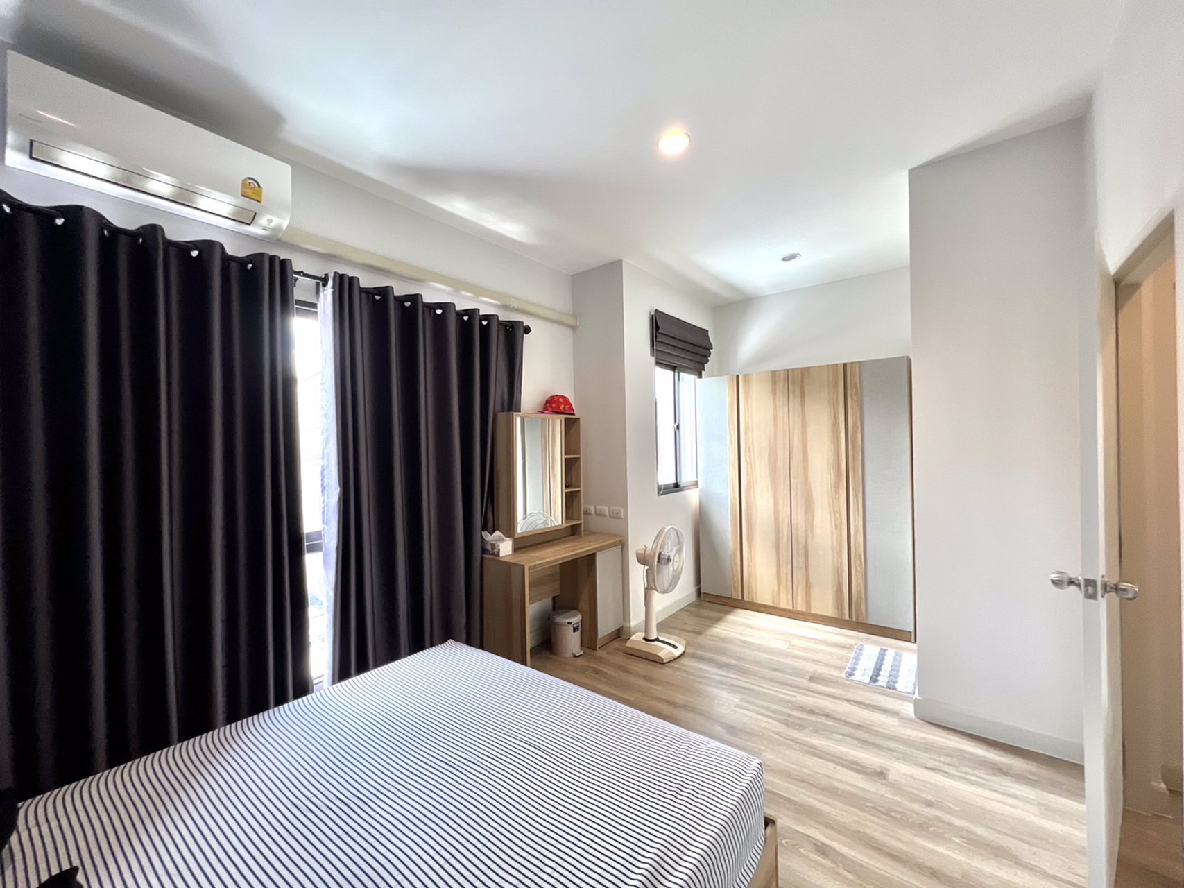 vๅยถูก-ทาวน์โฮม-วี-คอมพาวด์-ติวานนท์-รังสิต