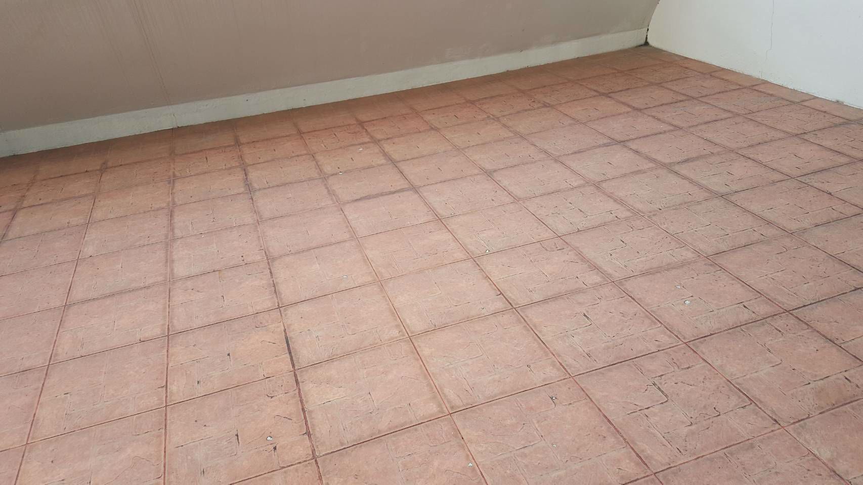 บ้านทาวเฮาส์-สภาพต้องปรับปรุง-เหมาะทำที่พักอาศัยหรือออฟฟิศ-ทำเลดีมาก-นานา