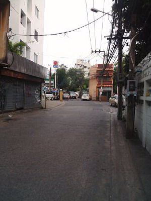 sale-land-with-old-house-suitable-for-house-or-adapt-an-apartment-early-soi