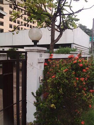 ขายบ้านเดี่ยวสองชั้น-สภาพดี-เข้าซอยไม่ลึก-ทำเลดีมาก-ใกล้ตลาดใกล้รถไฟฟ้าแอร์พอร์ตลิงก์