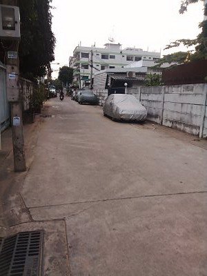 single-old-house-for-sale-can-adapt-will-be-an-apartment-7-8-storey-very-good-location