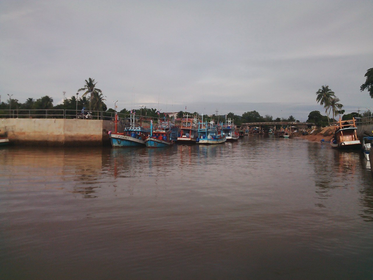 ขายที่ดิน-สวยมากๆ-ใกล้ทะเล-สองแปลงคู่ขายพร้อมโฉนด-หาดทุ่งวัวแล่นบีชที่สุดชุมพร