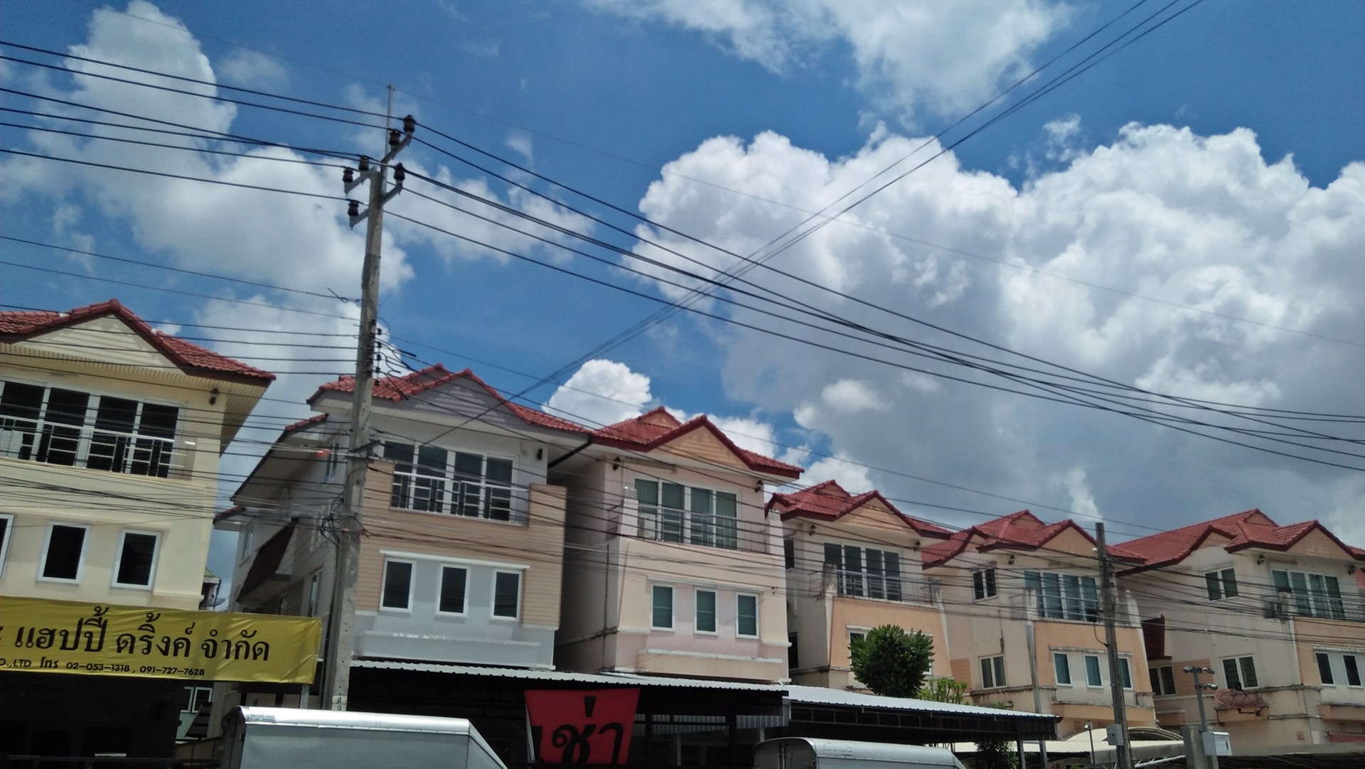 ให้เช่าที่ดิน-50-วา-ติดถนน-ทำร้าน-7-11-เหมาะหรือออฟฟิศก็เหมาะ-สวนหลวง-ร9