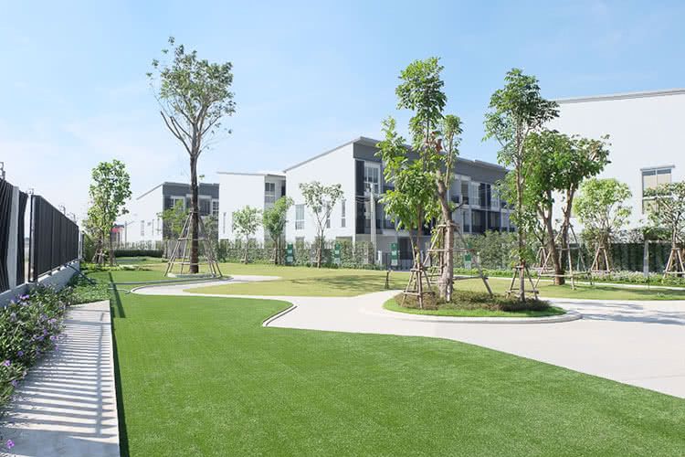 ให้เช่า-ทาวน์โฮม-3-ชั้น-สัมมากร-อเวนิว-รามอินทรา-วงแหวน