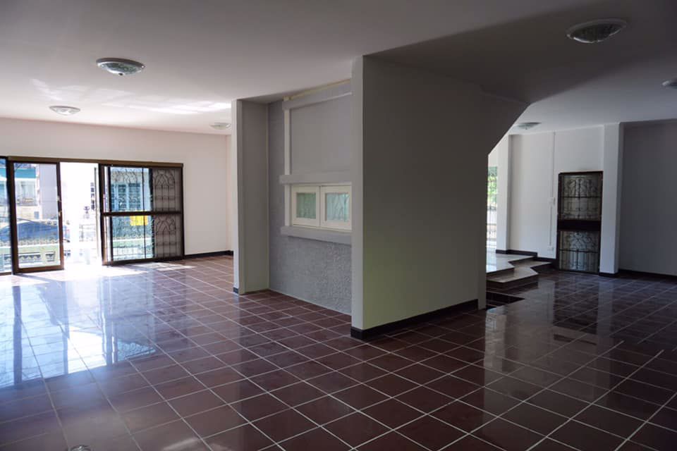 ให้เช่า-บ้านเดี่ยว-หมู่บ้าน-ลัลลี่วิลล์-ลำลูกกา-คลอง-1-ขนาด70-ตรว