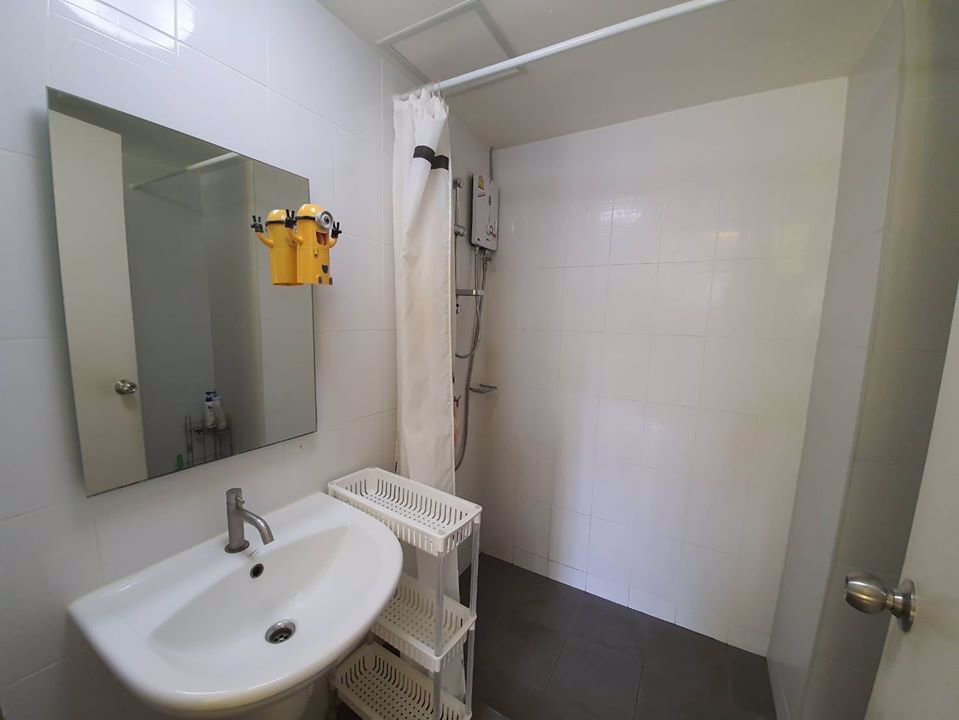 คอนโด-ยู-รัชโยธิน-เช่า-ชั้น-7-ทำเลดี-วิวสระว่ายน้ำ