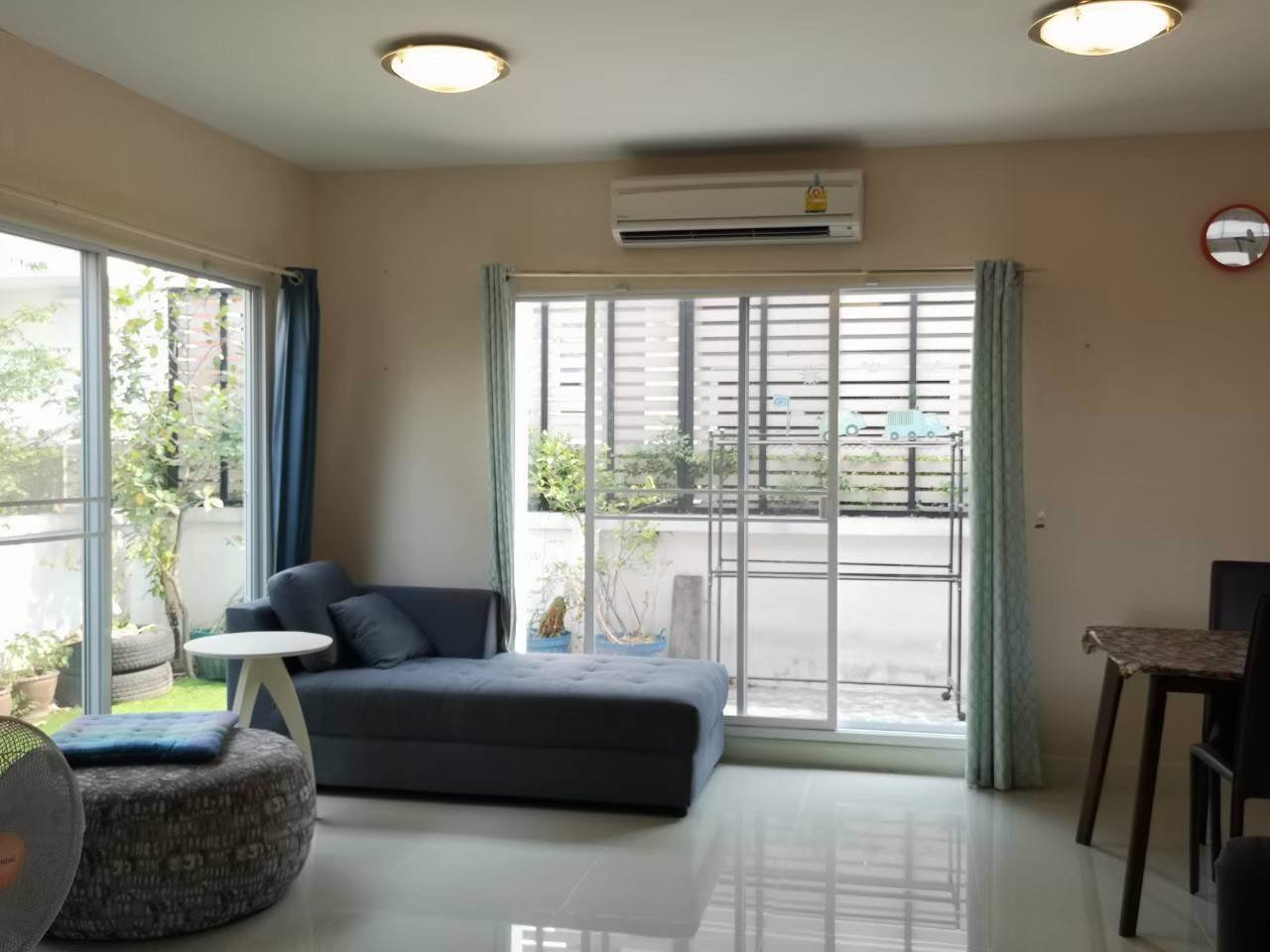 ไลฟ์-บางกอก-บูเลอวาร์ด-รังสิต-ให้เช่า-55-ตารางวา