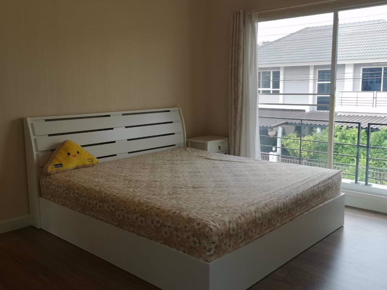 ไลฟ์-บางกอก-บูเลอวาร์ด-รังสิต-ให้เช่า-55-ตารางวา