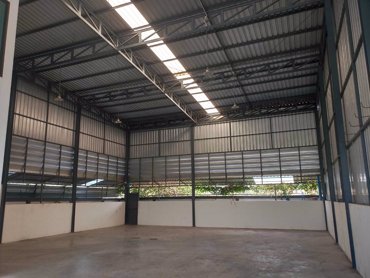 โกดังให้เช่า-ถนนลำลูกกา-คลอง-4-ขนาด350-ตรม