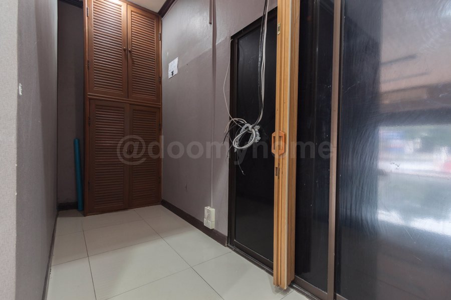 ให้เช่าตึกแถวห้องมุม-2-คูหา-ลาดพร้าว-130-2-ติดถนนใหญ่-