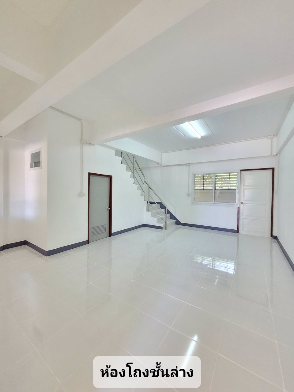 ขาย-บ้าน-ทาวน์เฮาส์-2ชั้น-ในเมืองร้อยเอ็ด