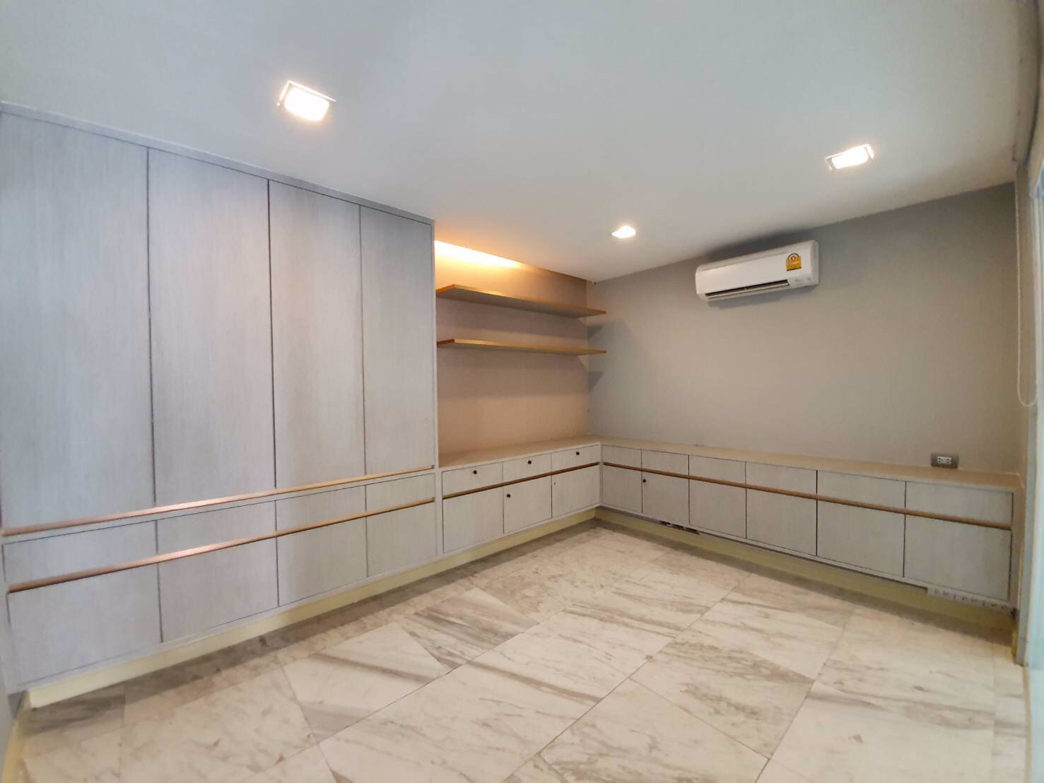 ให้เช่าสำนักงานพร้อมตกแต่ง-ทองหล่อ-ที่ตั้ง-ซอยทองหล่อ-23-ถนนสุขุมวิท-55-