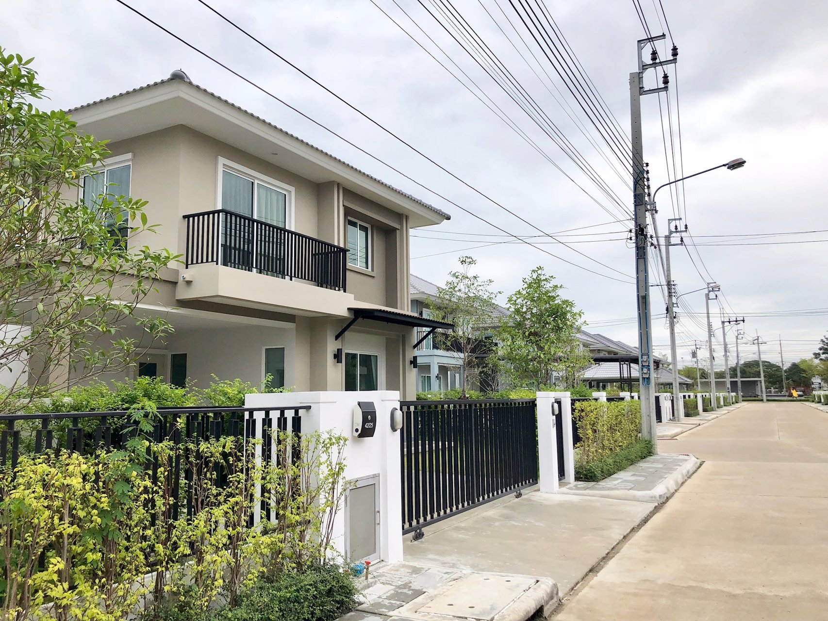 ให้เช่าบ้านเดี่ยว-ซอยเกีรติพิพัฒน์ธานี-บางนา-กม-29