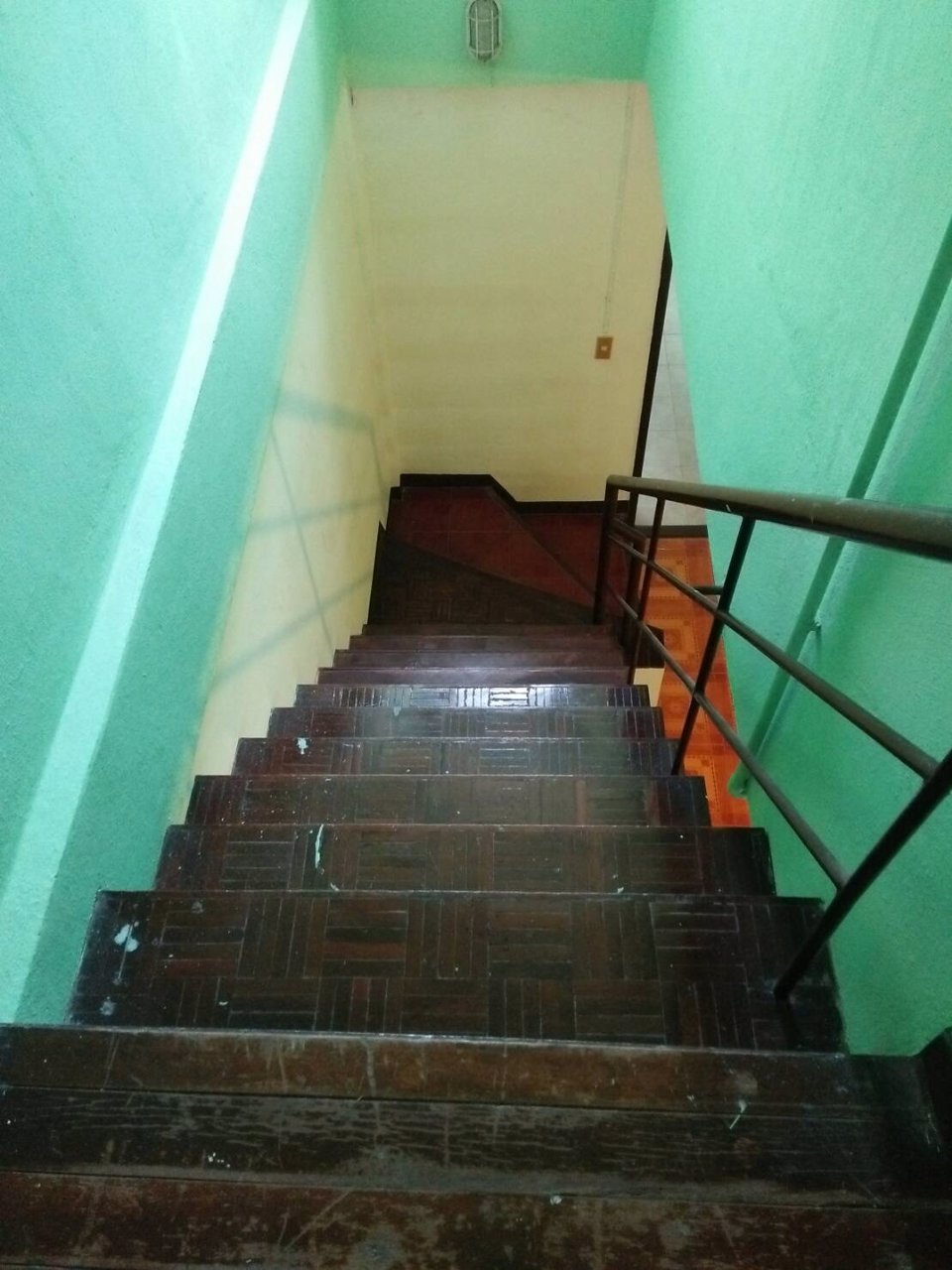 ให้เช่าทาวน์เฮ้าส์-2-ชั้น-หมู่บ้านติดถนนใหญ่-ถนนนวมินทร์-แขวงนวลจันทร์-เขตบึงกุ่ม-กรุงเทพ