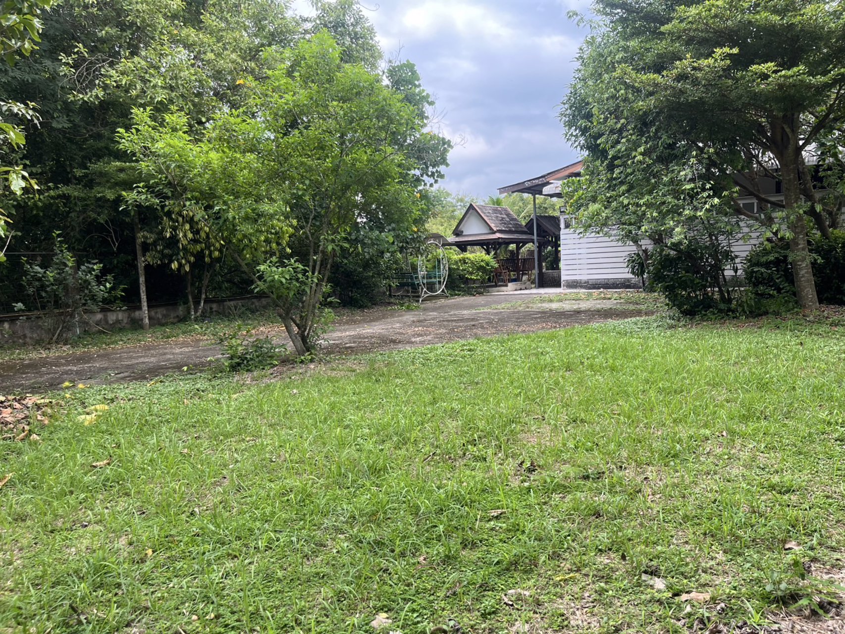 ขายบ้านสวนพร้อมเข้าอยู่-เนื้อที่-278-ตารางวา-มีโฉนด-ใกล้เมืองนครนายก