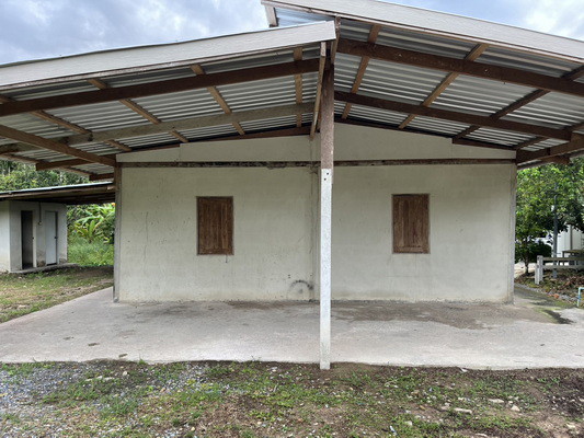 ขายบ้านพร้อมที่ดิน-200-ตารางวา-ตำบลเขาพระ-มีโฉนด-ติดถนนหลัก-เหมาะทำพูลวิลล่า