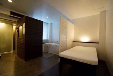 ขายด่วน-โรงแรมแกรนด์การ์เด้น-ระดับ-3-ดาว-อสุไหงโก-ลก-จนราธิวาส