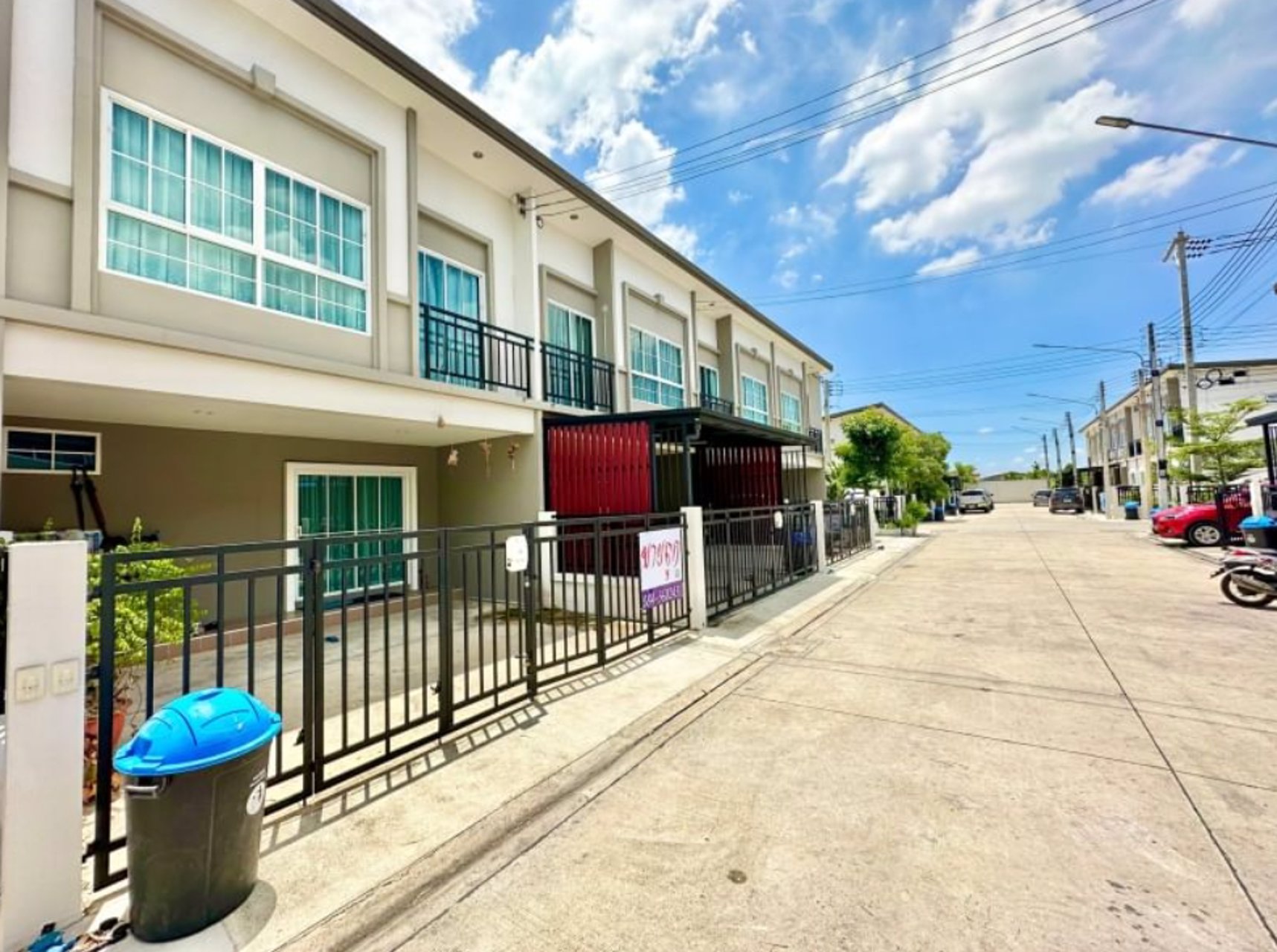 ขายด่วน-ขายถูกที่สุดในโครงการ-หมู่บ้าน-พี-เรสซิเด้นท์-เพชรเกษม-เศรษฐกิจ-