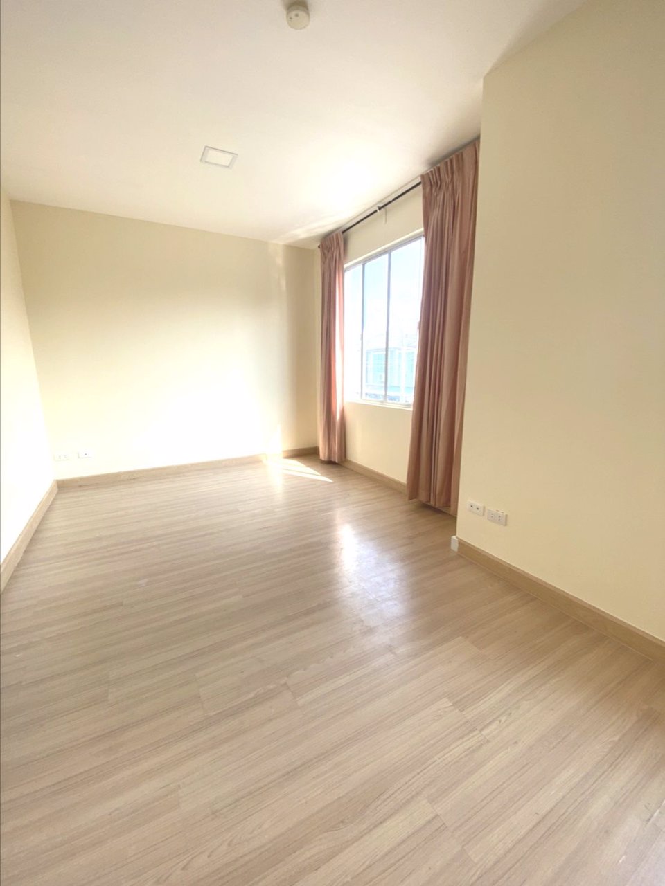 ขายทาวน์โฮม-พฤกษาวิลล์-83-ทรัพย์บุญชัย-ศรีนครินทร์-สมุทรปราการ