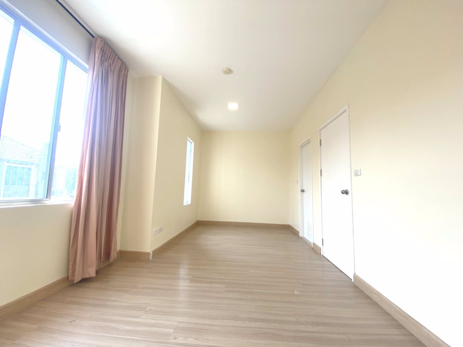 ขายทาวน์โฮม-พฤกษาวิลล์-83-ทรัพย์บุญชัย-ศรีนครินทร์-สมุทรปราการ