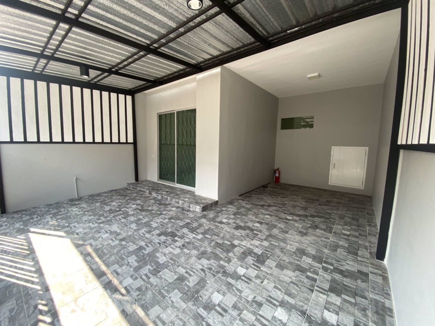 ขายทาวน์โฮม-พฤกษาวิลล์-83-ทรัพย์บุญชัย-ศรีนครินทร์-สมุทรปราการ