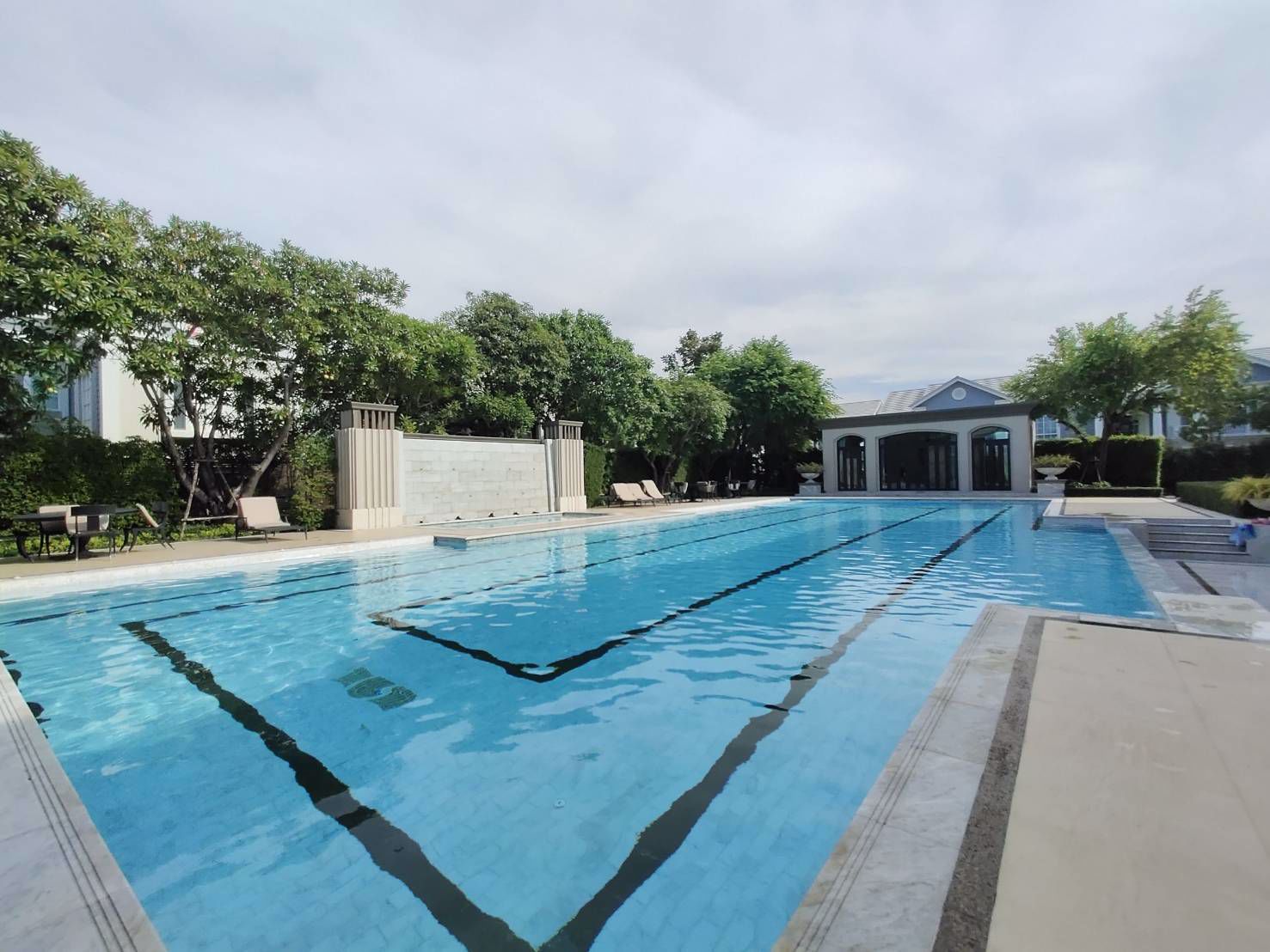 ขายบ้านเดี่ยวหรู-นาราสิริ-บางนา-4-ห้องนอน-5ห้องน้ำ-19090-ตารางวา-พื้นที่ใช้สอย-469-ตารางเมตร-ถนนบาง