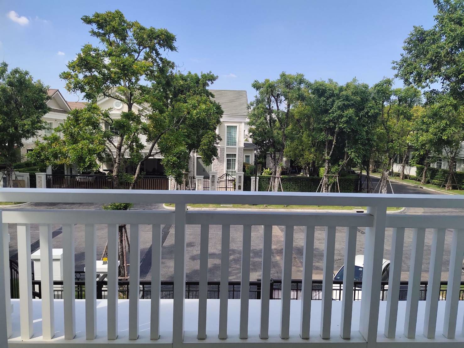 ขายบ้านเดี่ยวหรู-นาราสิริ-บางนา-4-ห้องนอน-5ห้องน้ำ-19090-ตารางวา-พื้นที่ใช้สอย-469-ตารางเมตร-ถนนบาง