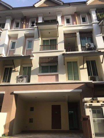 ขายทาวน์โฮม-4-ชั้น-หมู่บ้านอนันตรา-ทรอปิคอล-หัวหมาก-11-ขนาด-21-ตรวา-พื้นที่ใช้สอย-200-ตรม-3-ห้องนอ