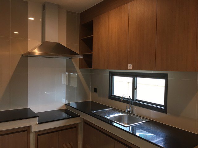 ขายบ้านเดี่ยว-เศรษฐสิริ-กรุงเทพกรีฑา-15-1-ขายพร้อมผู้เช่า-ขนาด-616-ตารางวา-พื้นที่ใช้สอย-183-ตารางเ