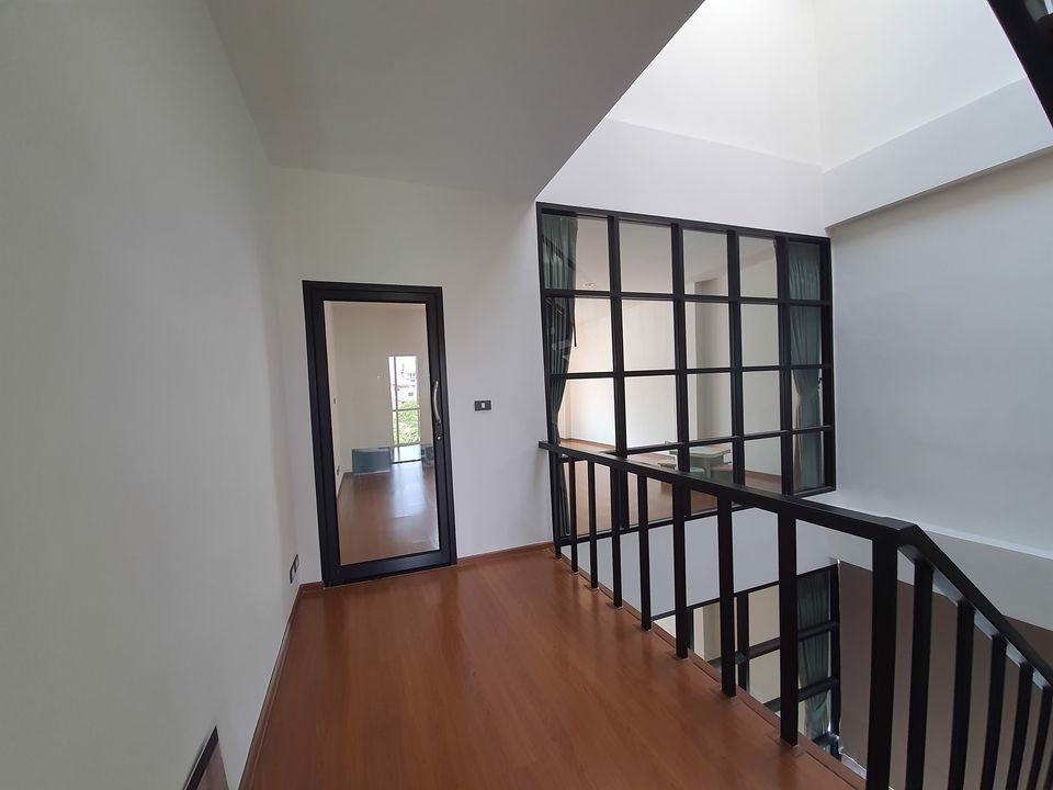 ขายบ้าน-townhome-3-ชั้นครึ่ง-nivass-ladprao-71-นิวาสส์-ลาดพร้าว-71-45-ตารางวา-330-ตรม-3-นอน-4-น