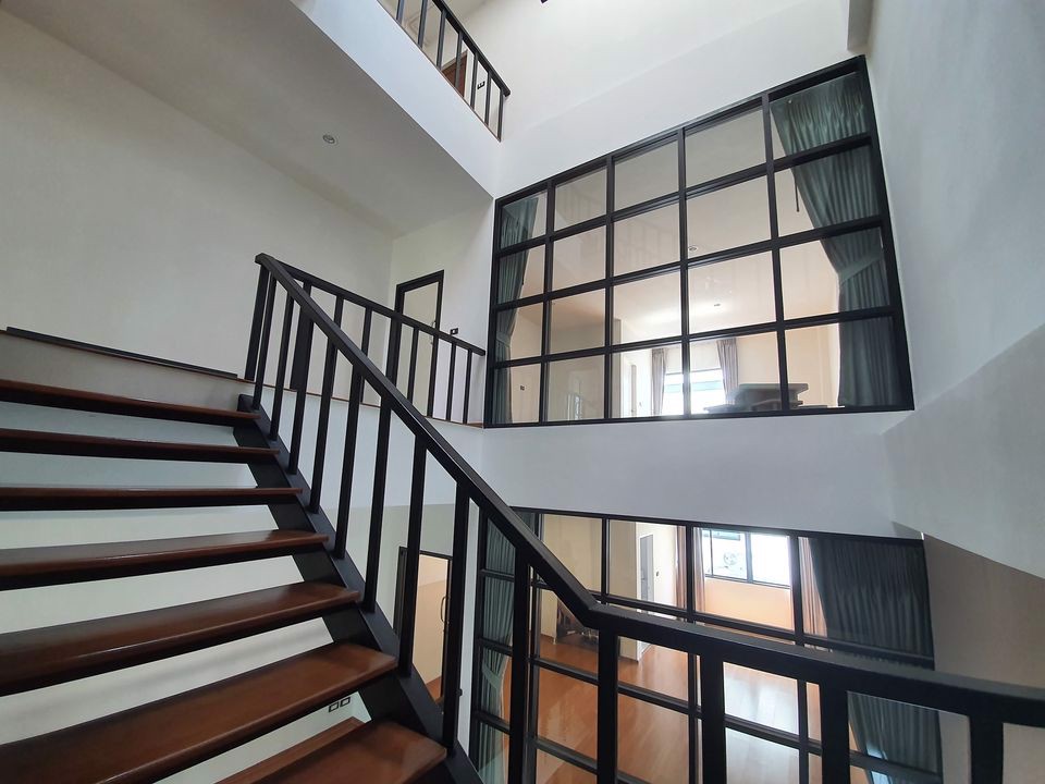 ขายบ้าน-townhome-3-ชั้นครึ่ง-nivass-ladprao-71-นิวาสส์-ลาดพร้าว-71-45-ตารางวา-330-ตรม-3-นอน-4-น