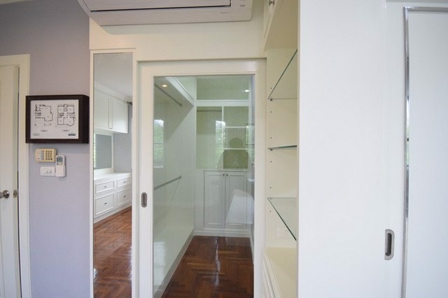 ขายบ้าน-หมู่บ้านลัดดารมย์-เอกมัย-รามอินทรา-เนื้อที่-78-ตารางวา-มี-4-ห้องนอน-4-ห้องน้ำ-1-ห้องรับแขก-1