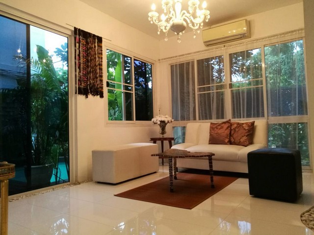 ขายบ้าน-หมู่บ้านวังทองเฮาส์-ซ-นวมินทร์-57-เนื้อที่-75-ตารางวา-3-ห้องนอน-5-ห้องน้ำ-สำนักงาน-พื้นที่