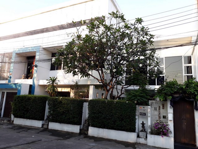 ขายบ้าน-หมู่บ้านวังทองเฮาส์-ซ-นวมินทร์-57-เนื้อที่-75-ตารางวา-3-ห้องนอน-5-ห้องน้ำ-สำนักงาน-พื้นที่