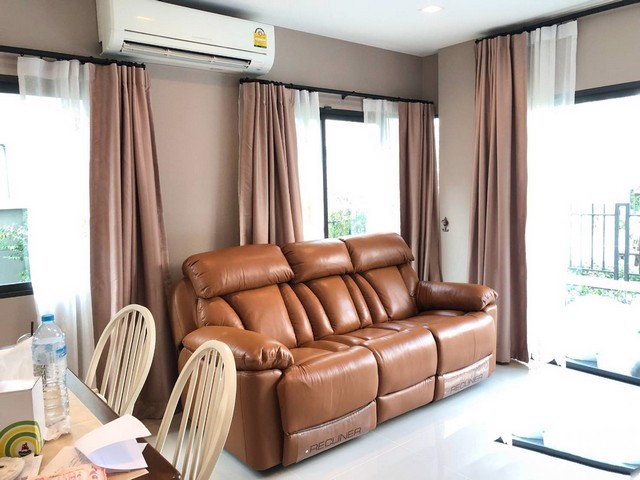 ขายบ้านด่วน-️บ้านแฝด-2-ชั้น-หมู่บ้านวีคอมพาวด์-ราชพฤกษ์-ปิ่น-388-ตรว-169-ตรม-หน้าบ้านหันทางทิศ