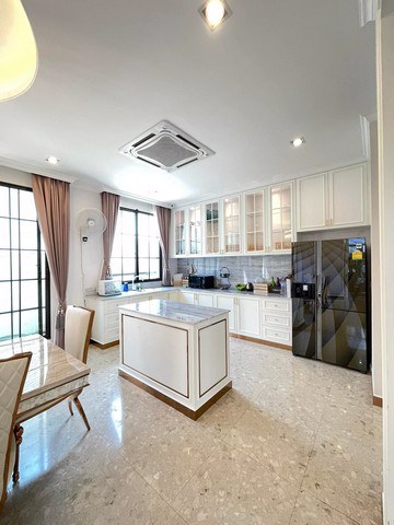 ขายบ้านเดอะแกรนด์-ปิ่นเกล้า-พื้นที่-1345-ตารางวา-พื้นที่ใช้สอย-345-ตารางเมตร-4-ห้องนอน-6-ห้องน้ำ