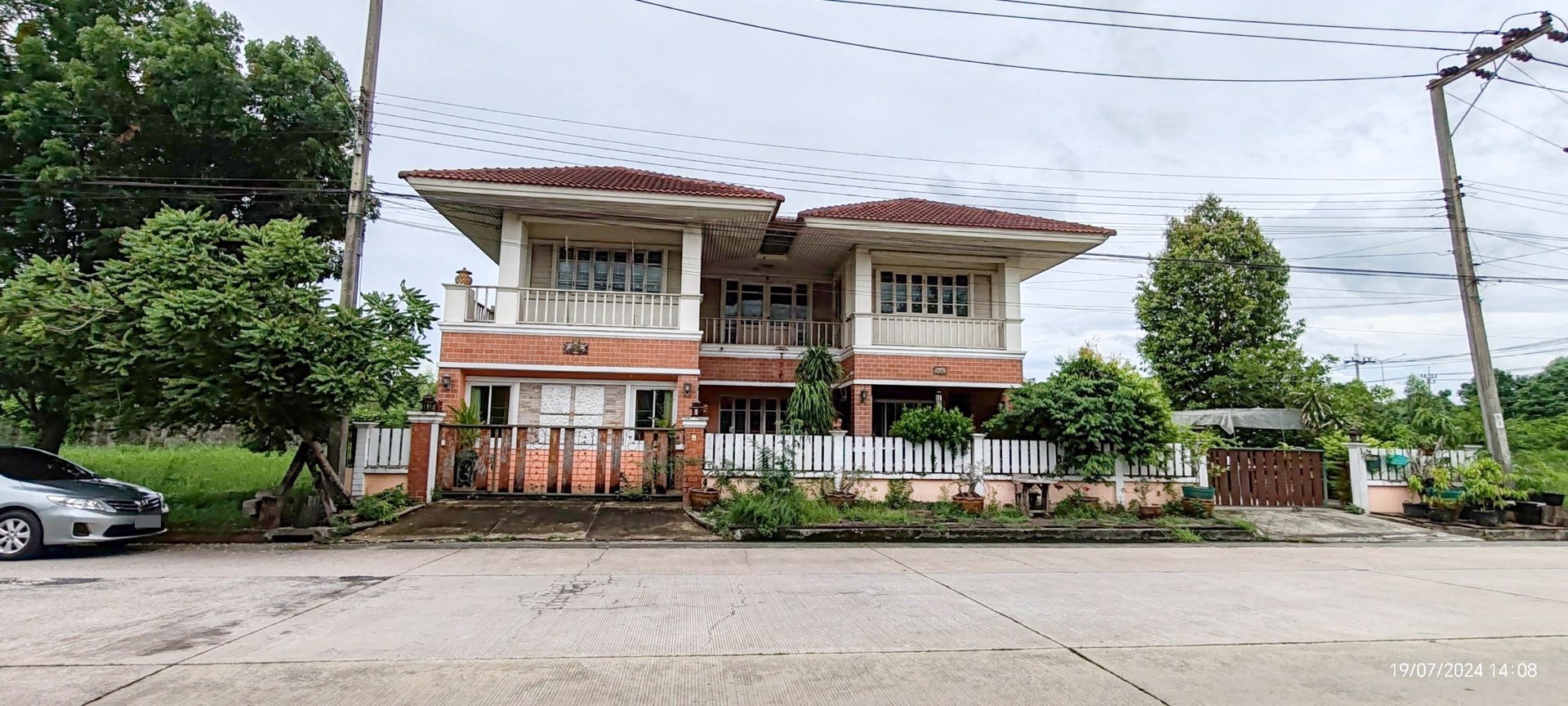 ขายบ้านเดี่ยว97ตรวด้านหน้าโครงการ-ห่าง-รปภ24เมตร-เท่านั้น-มีทะเลสาบใหญ่มาก