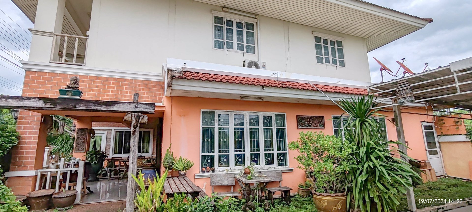 ขายบ้านเดี่ยว97ตรวด้านหน้าโครงการ-ห่าง-รปภ24เมตร-เท่านั้น-มีทะเลสาบใหญ่มาก